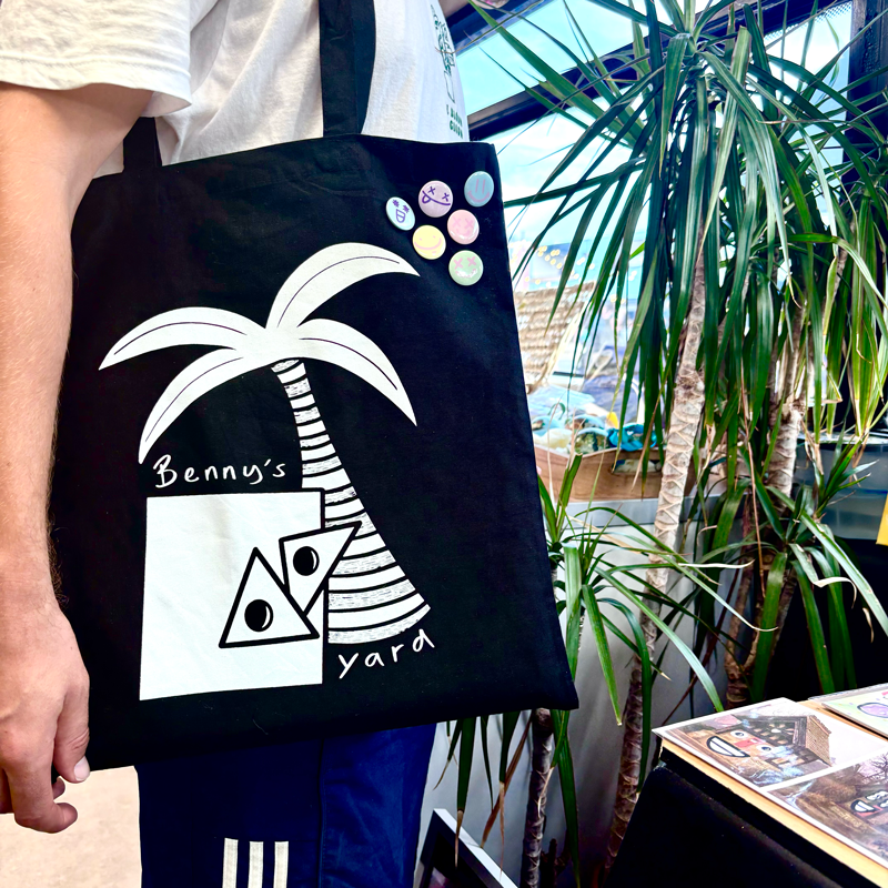 Benny's Yard tote bag